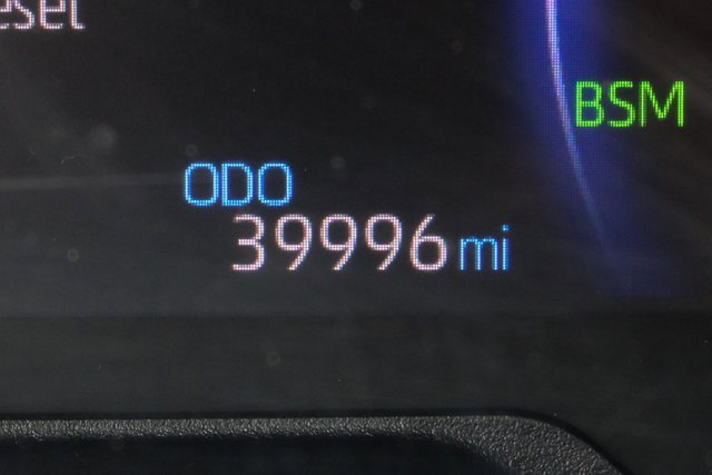 Used 2019 Toyota RAV4 XSE image 32