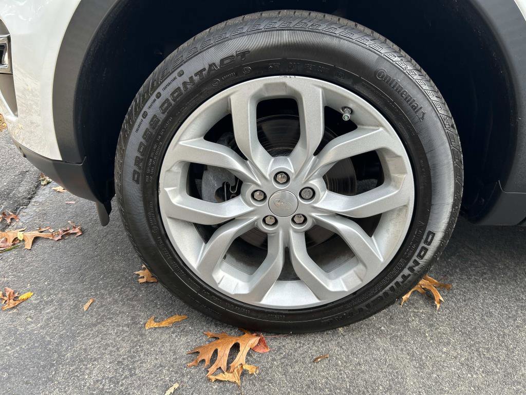 Used 2018 Land Rover Discovery Sport HSE image 9