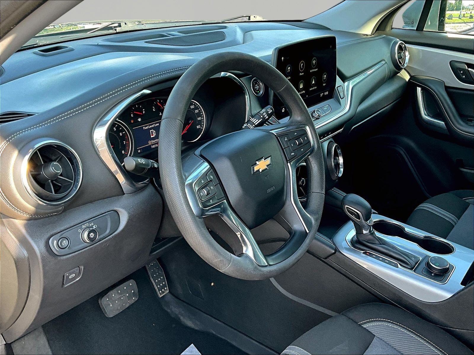 Used 2023 Chevrolet Blazer LT AWD/4WD image 16