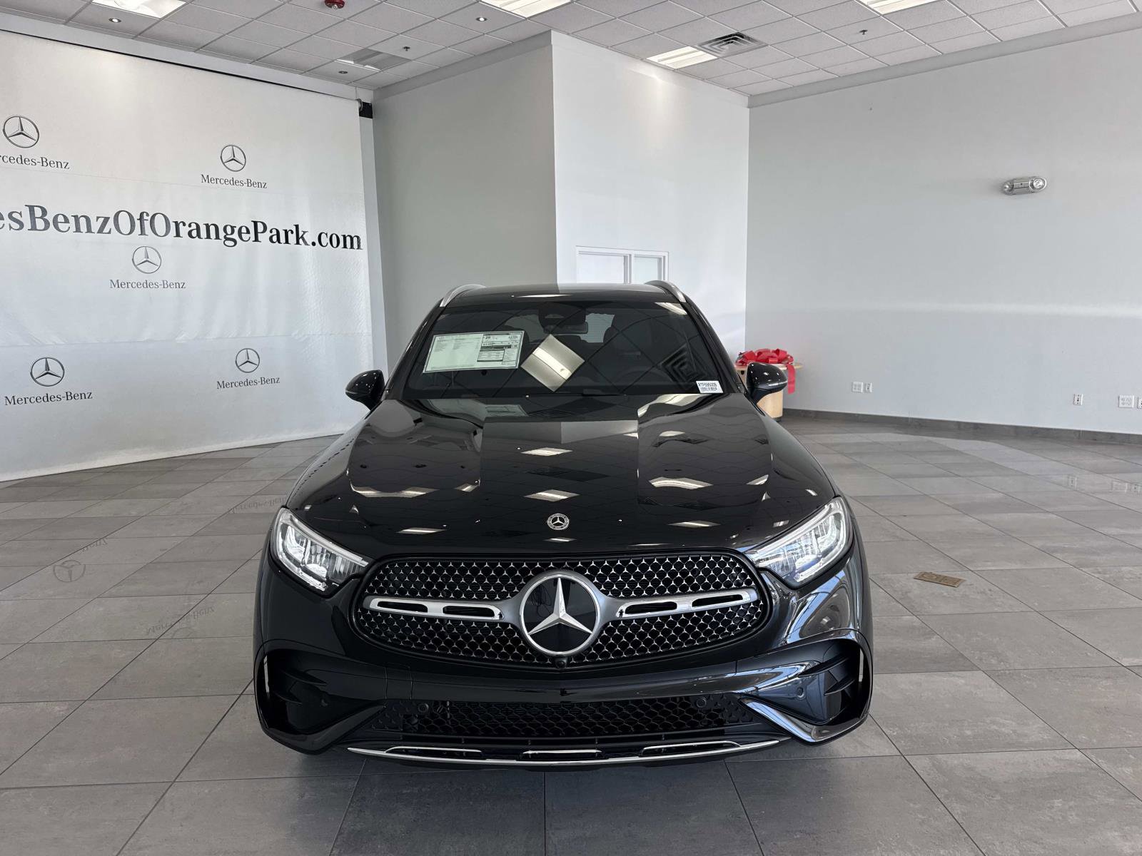 New 2026 Mercedes-Benz GLC 300 4MATIC image 2