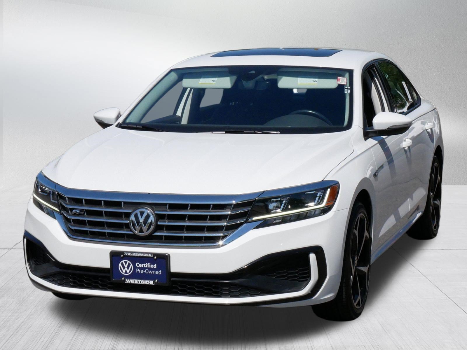 Certified 2020 Volkswagen Passat 2.0T R-Line FWD image 2