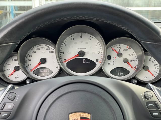 Used 2012 Porsche 911 Carrera 4S image 30