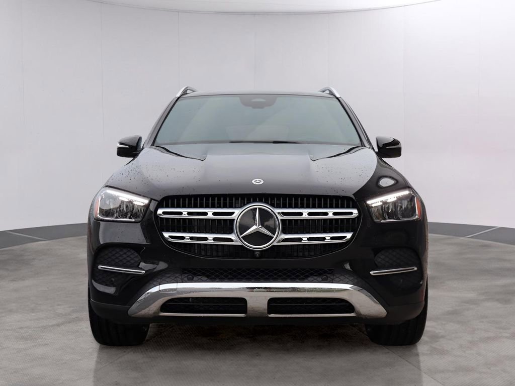 Certified 2025 Mercedes-Benz GLE 450 4MATIC image 2