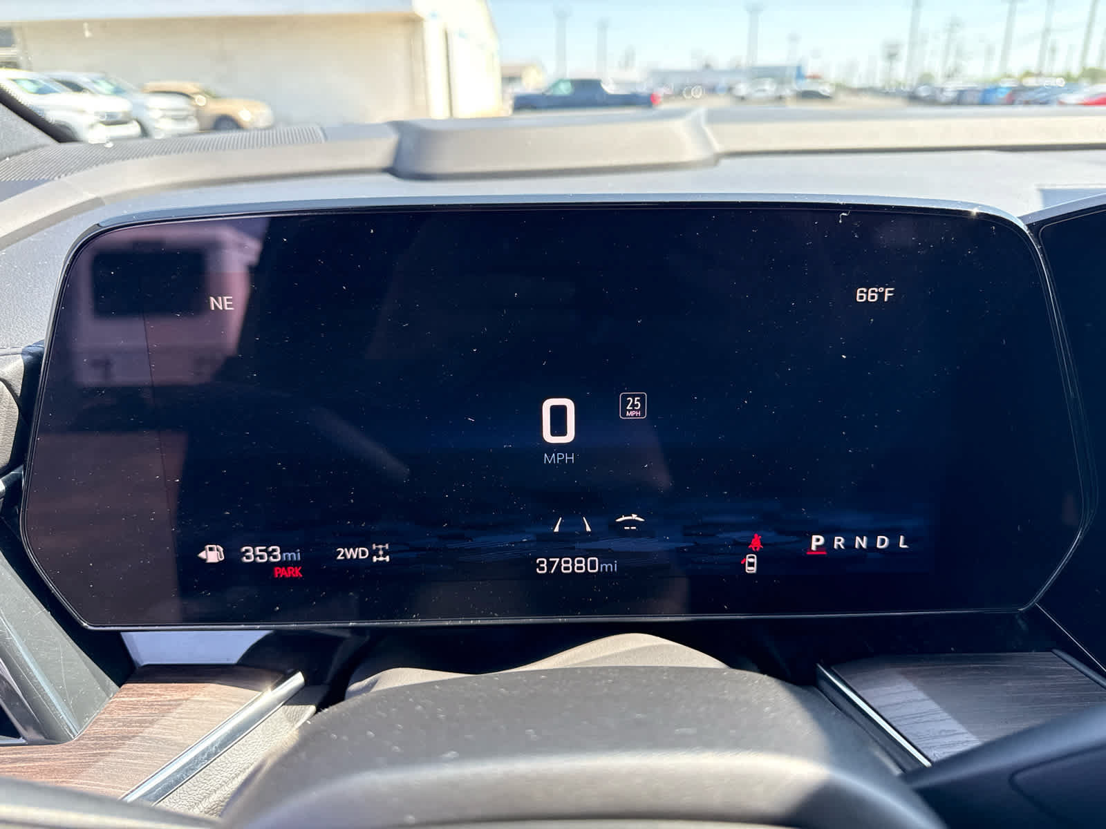 Certified 2025 Chevrolet Tahoe LT AWD/4WD image 15