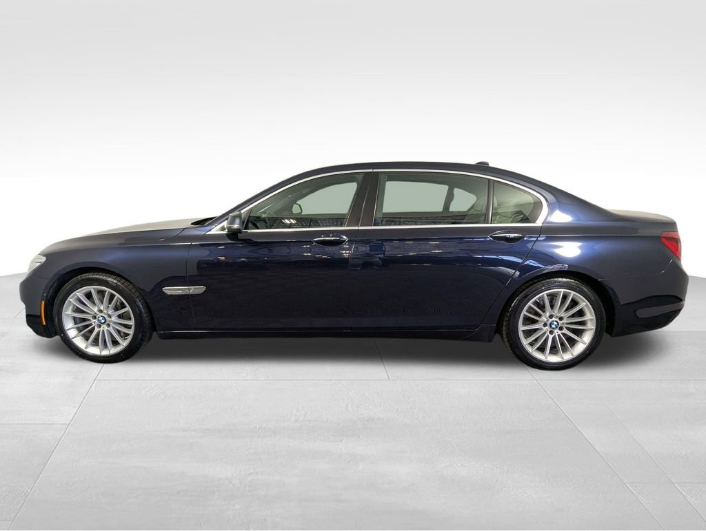 Used 2015 BMW 750Li RWD image 19