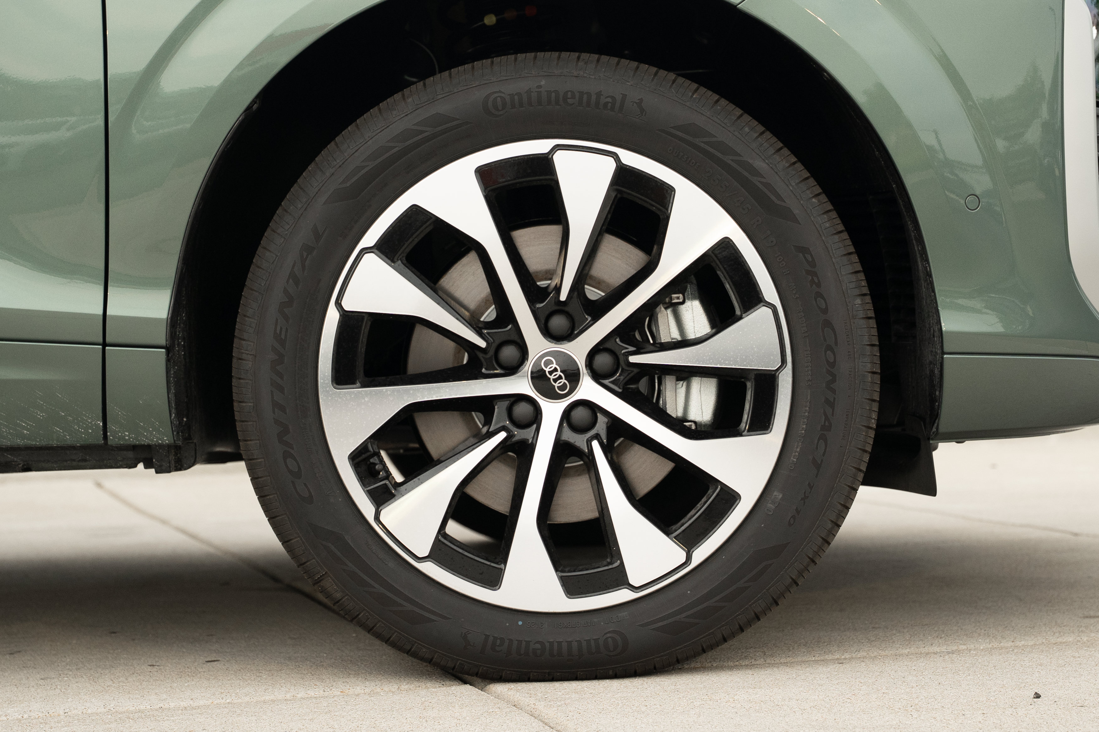 New 2026 Audi Q3 quattro 2.0T AWD/4WD image 27