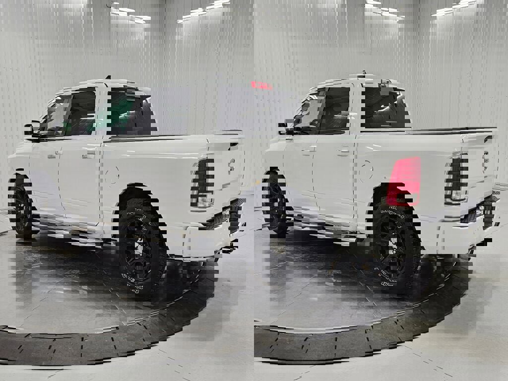 Used 2015 RAM 1500 Limited image 3