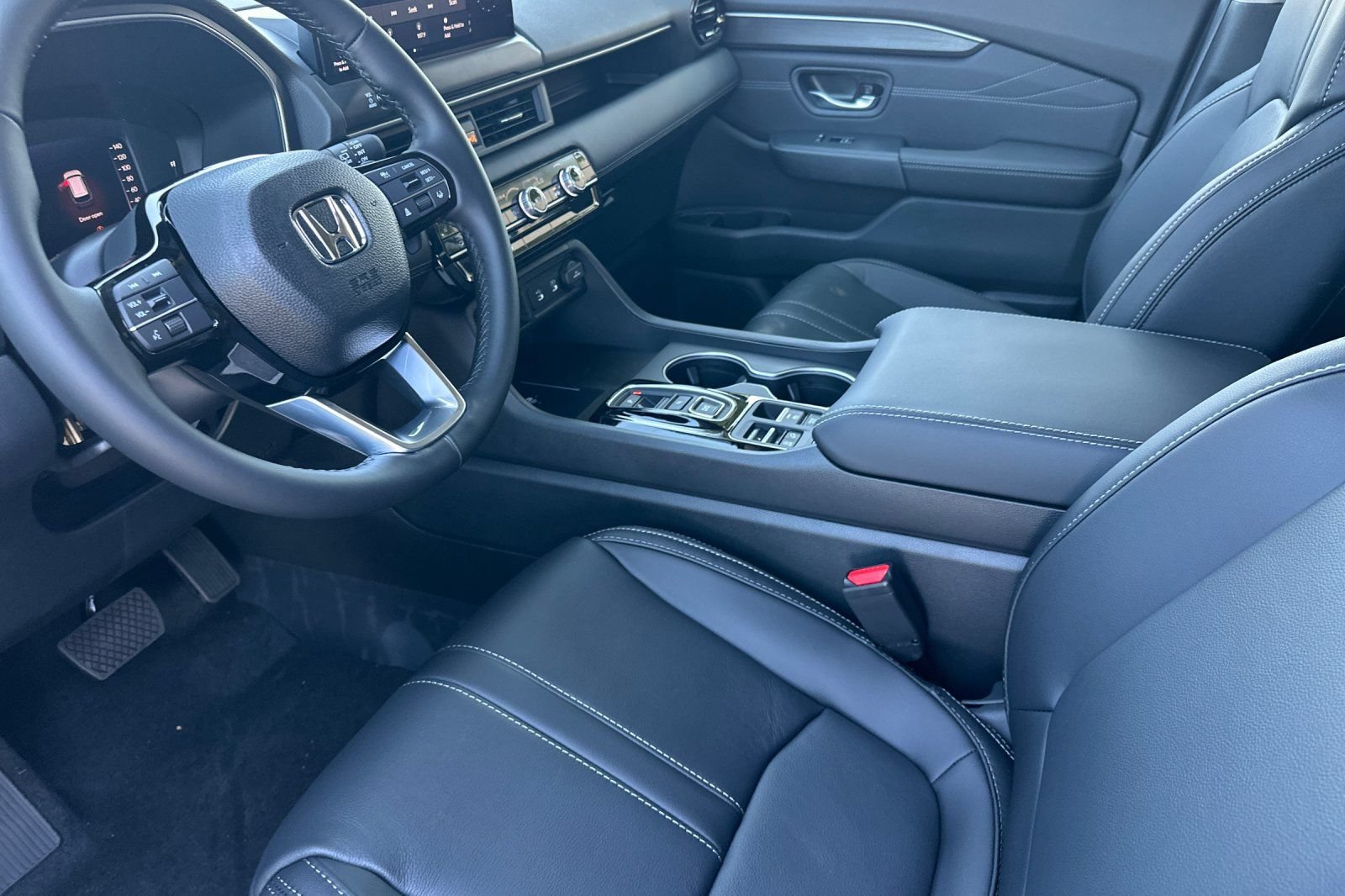 New 2026 Honda Pilot Touring image 10