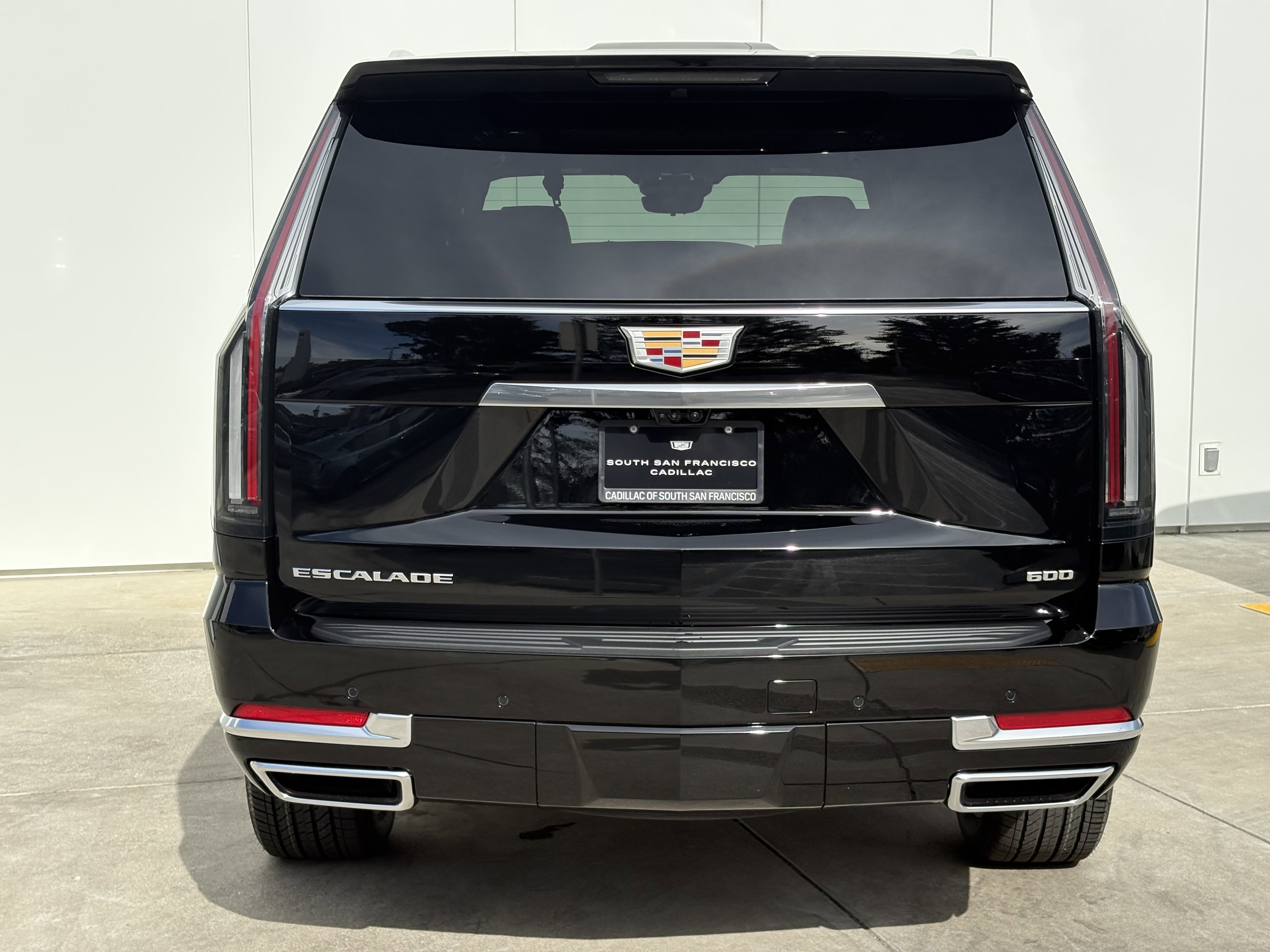 New 2026 Cadillac Escalade Luxury image 8