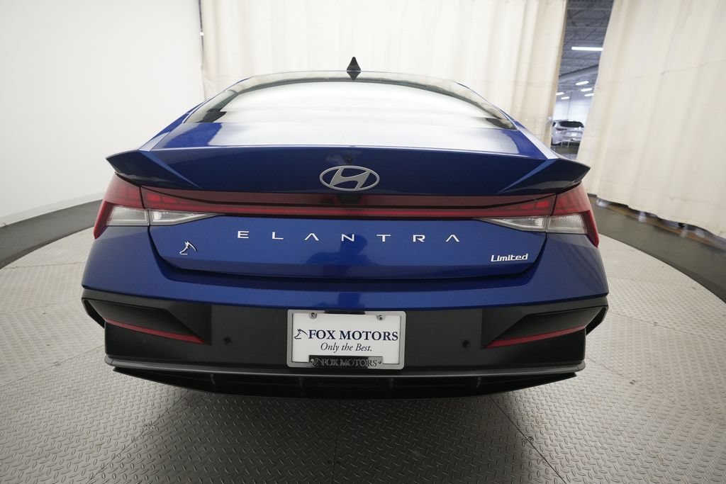 Used 2024 Hyundai Elantra Limited FWD image 25