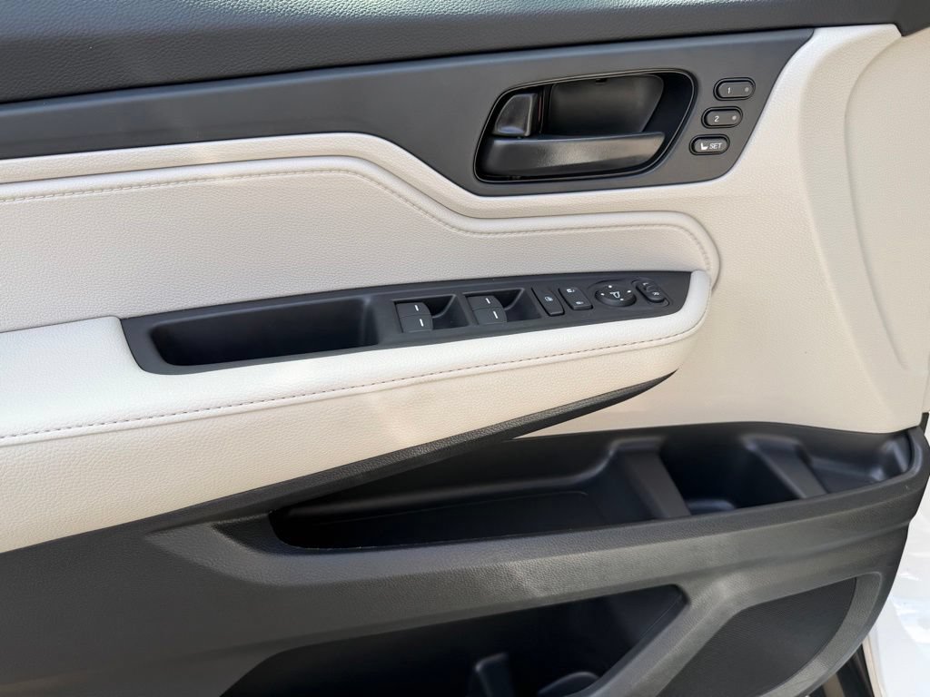New 2026 Honda Odyssey EX-L image 13