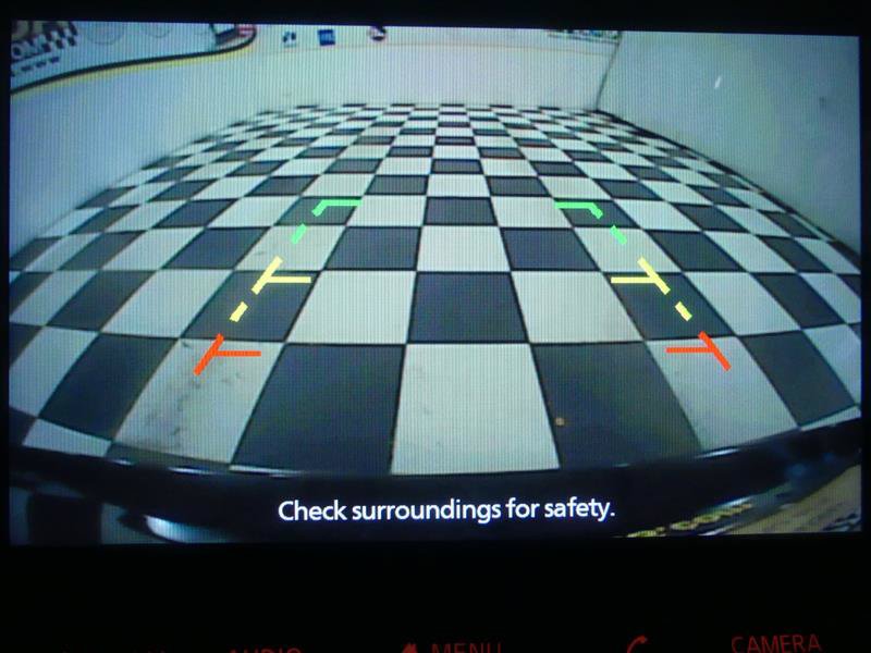 Used 2025 Nissan Sentra SV FWD image 9