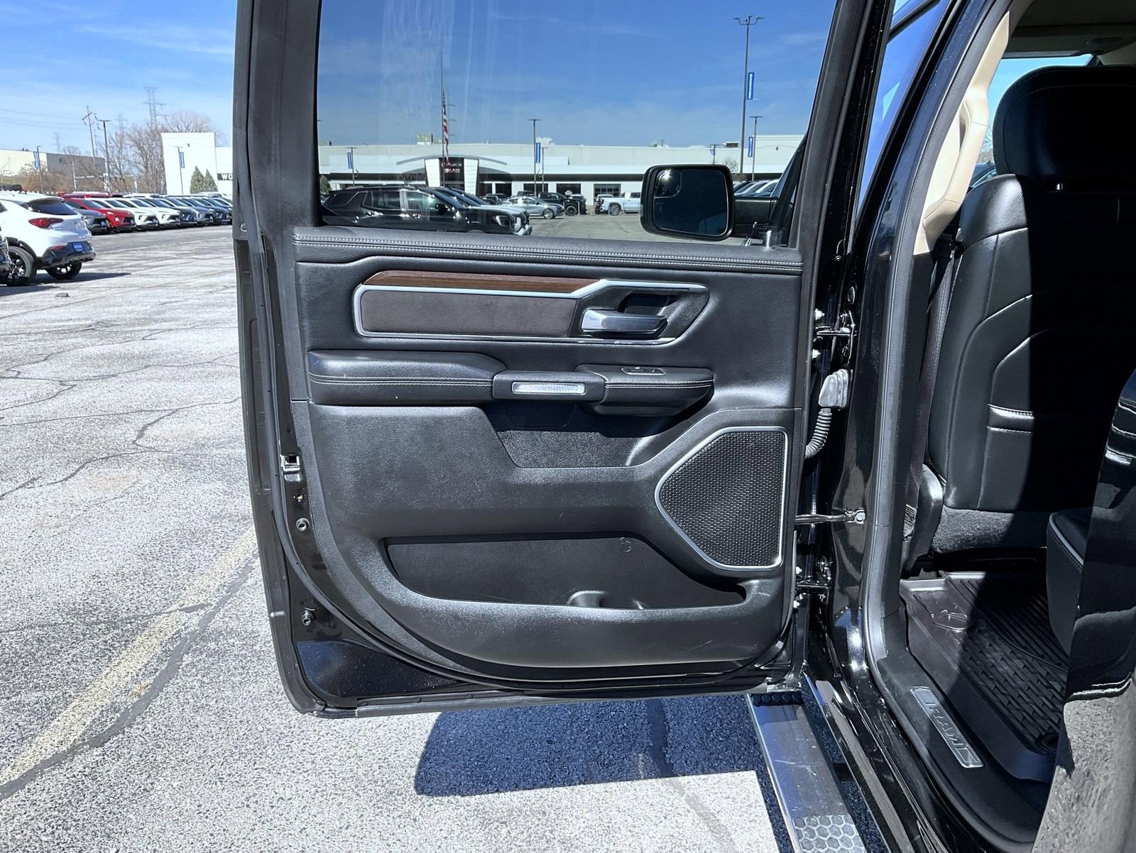 Used 2021 RAM 1500 Laramie AWD/4WD image 20