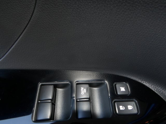 New 2026 Mitsubishi Eclipse Cross LE image 17