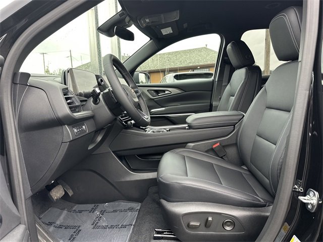 New 2025 Chevrolet Traverse LT w/ Driver Confidence Package image 10