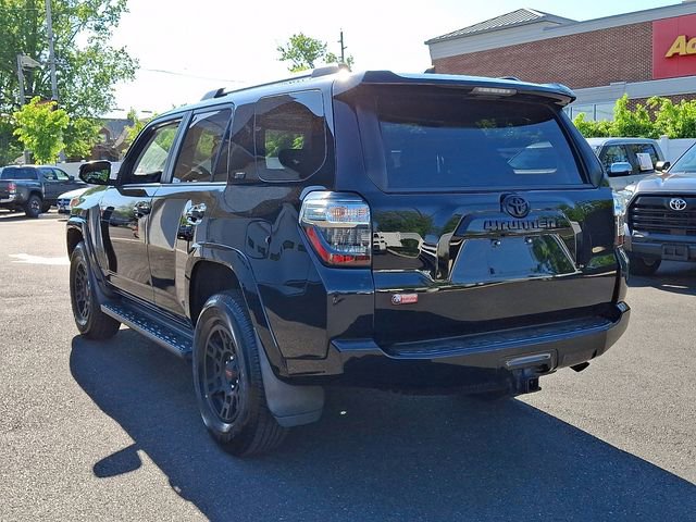 Used 2020 Toyota 4Runner SR5 Premium w/ Moonroof Package AWD/4WD image 4