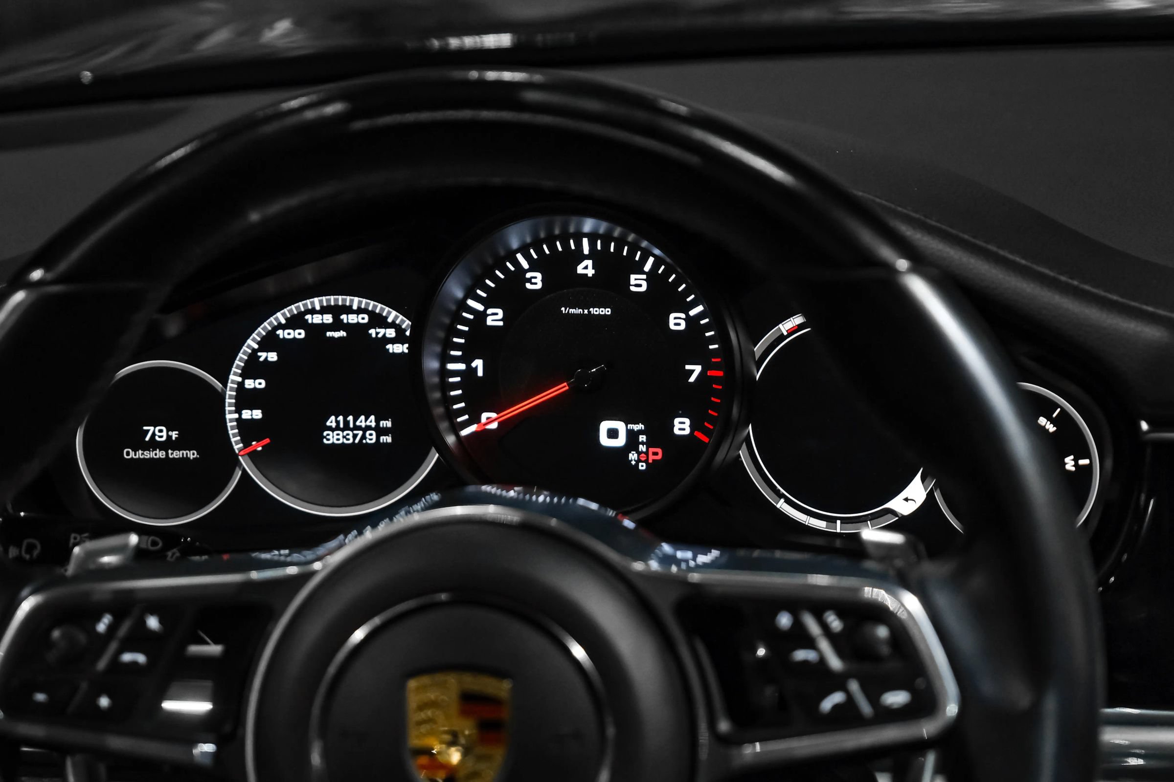 Used 2019 Porsche Panamera 4 AWD/4WD image 20
