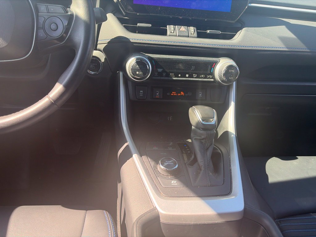 Used 2023 Toyota RAV4 XSE AWD/4WD image 14