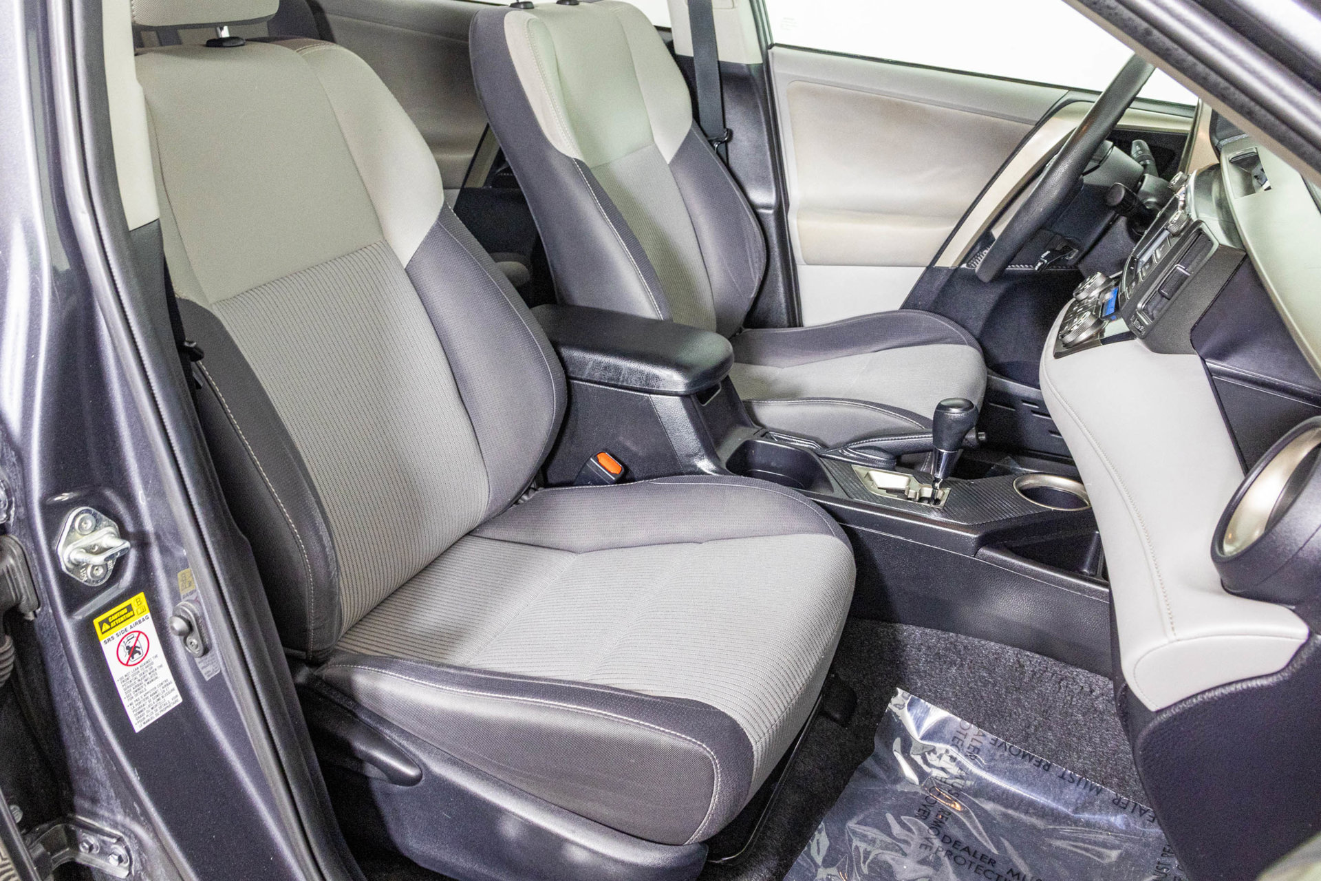 Used 2013 Toyota RAV4 XLE FWD image 44