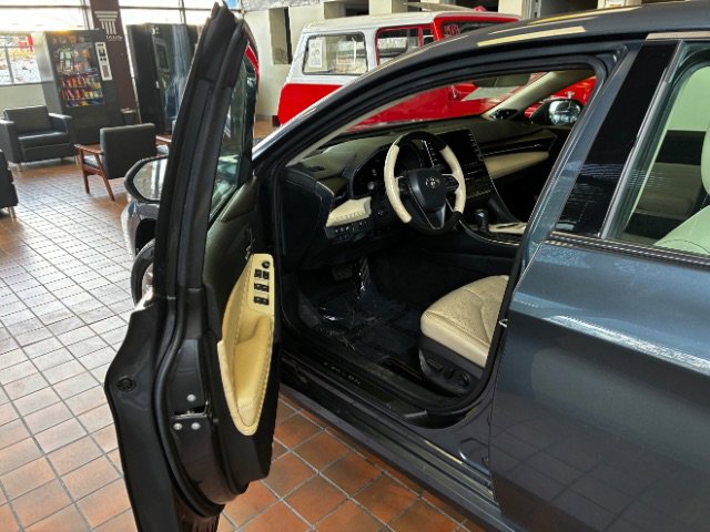 Used 2020 Toyota Avalon Limited w/ Advanced Safety Package image 14