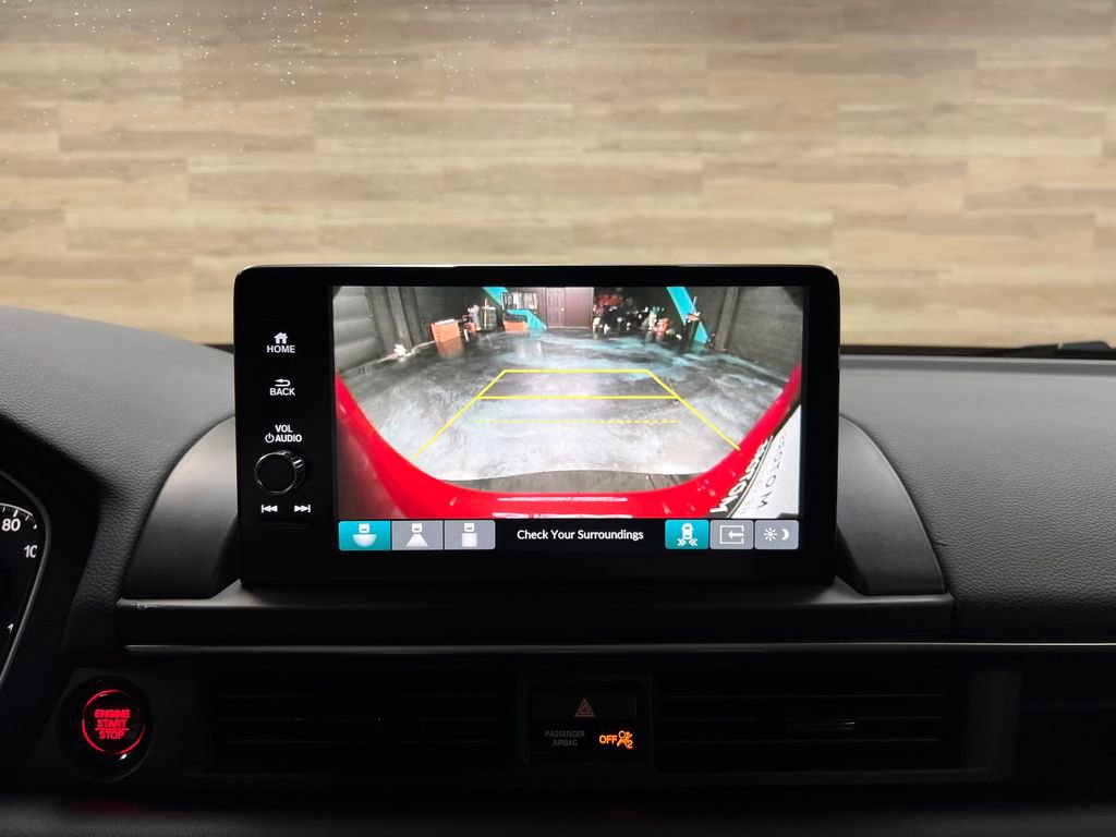 Used 2023 Honda Pilot Touring image 11