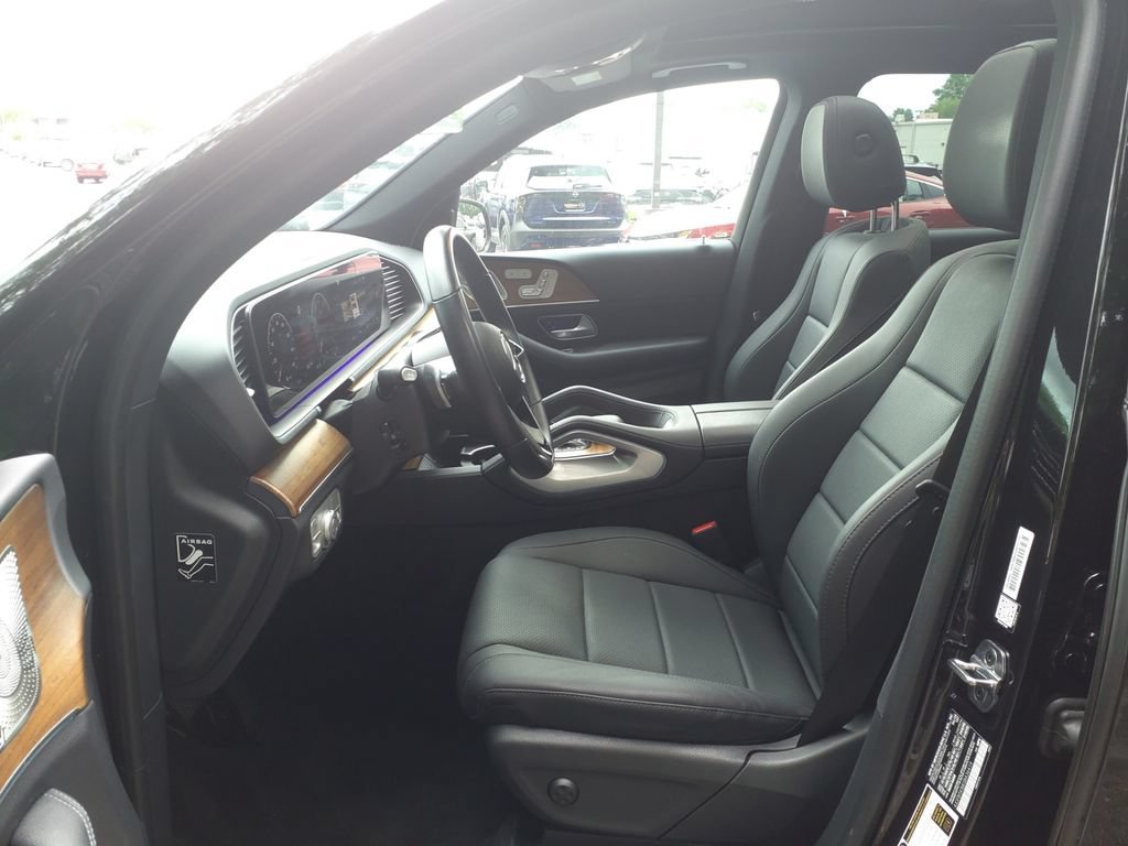 Certified 2025 Mercedes-Benz GLE 450 4MATIC w/ AMG Line Exterior image 18