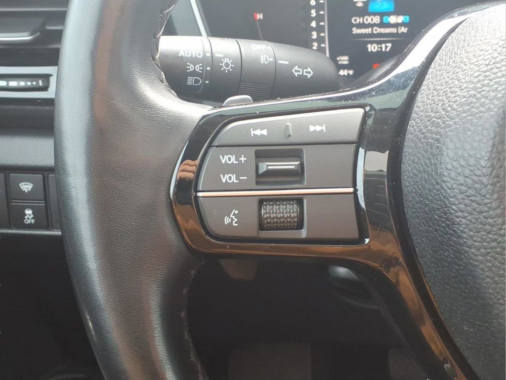 Used 2023 Honda Pilot Elite image 16