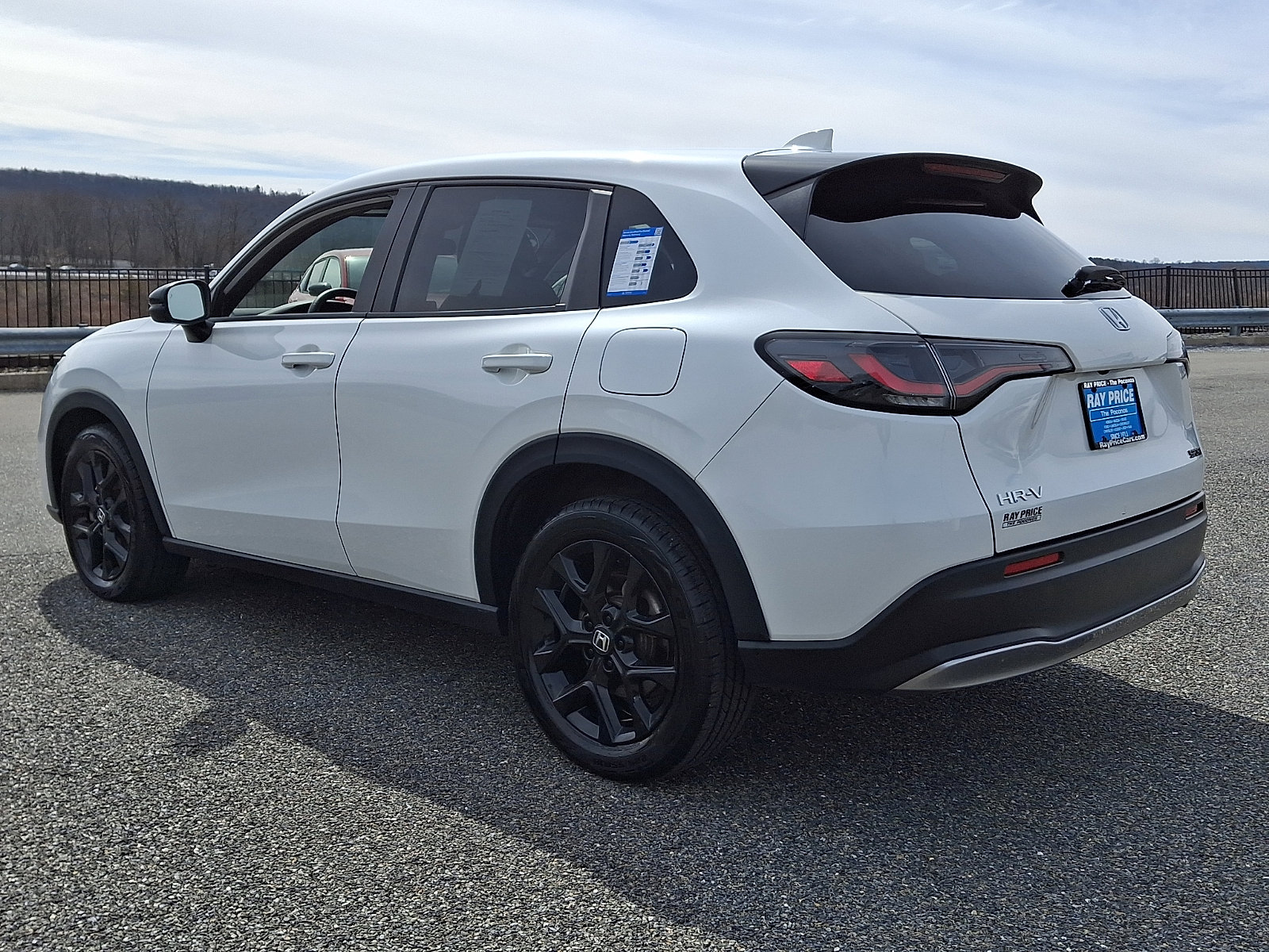 Certified 2023 Honda HR-V Sport image 4