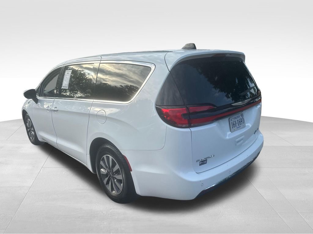 Used 2022 Chrysler Pacifica Touring-L FWD image 19