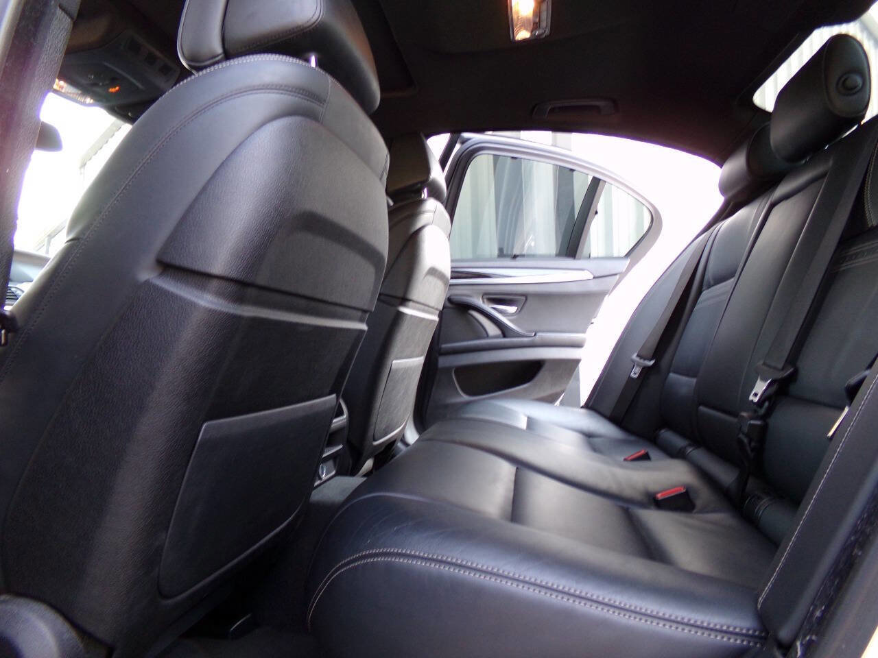 Used 2016 BMW 535i Sedan image 21