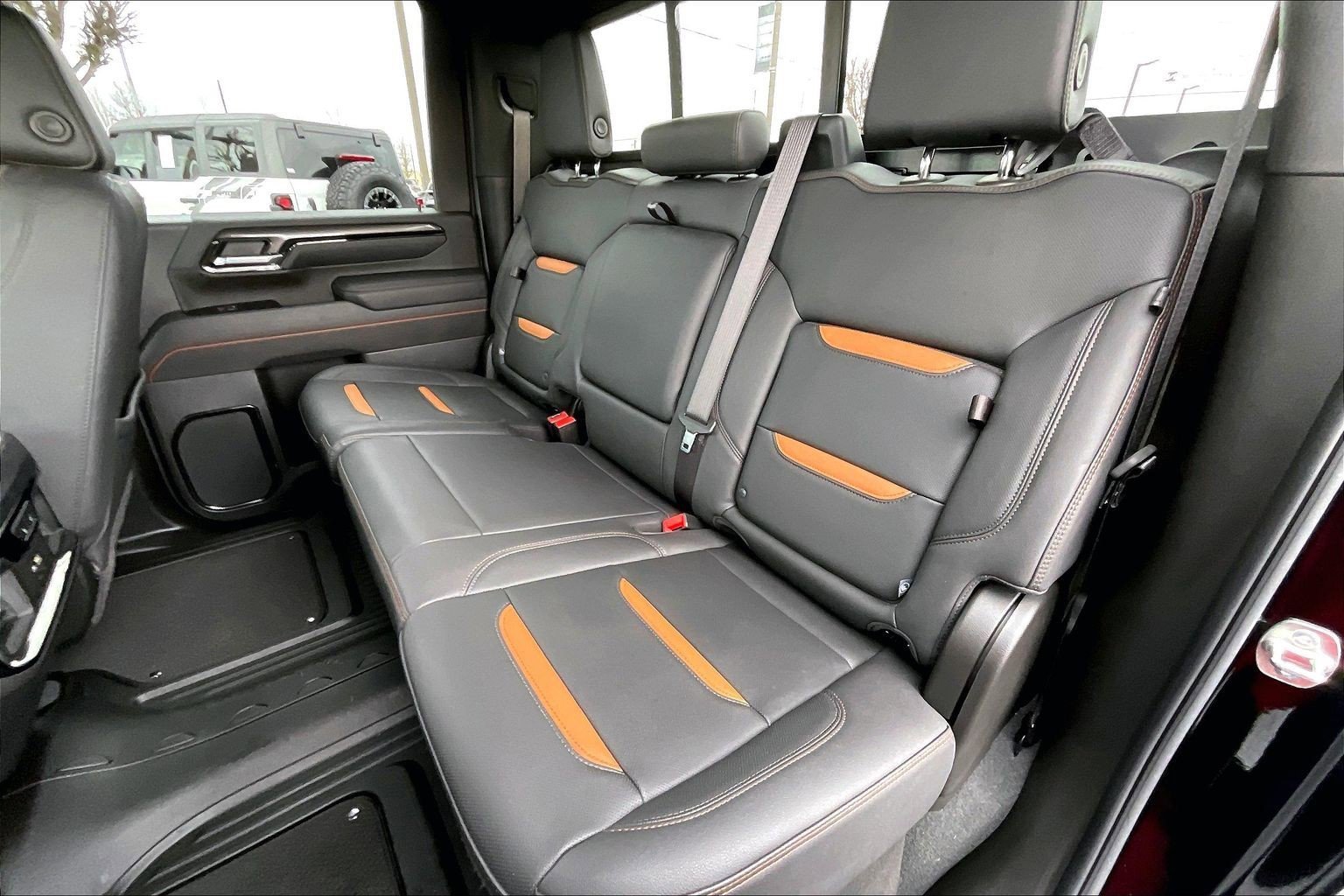 Used 2025 GMC Sierra 3500 AT4 w/ AT4 Premium Plus Package image 26