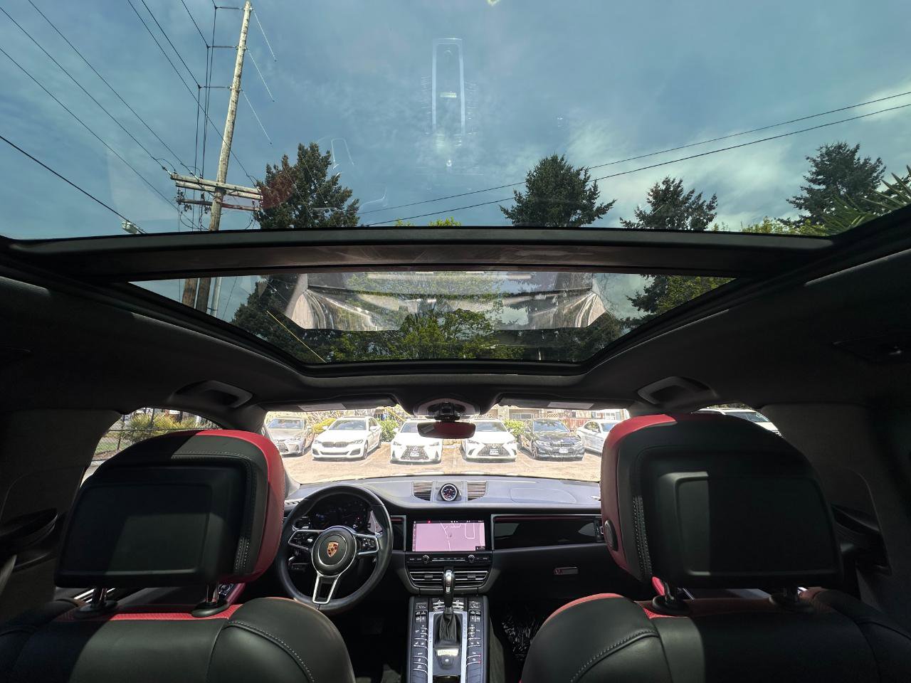 Used 2020 Porsche Macan image 16