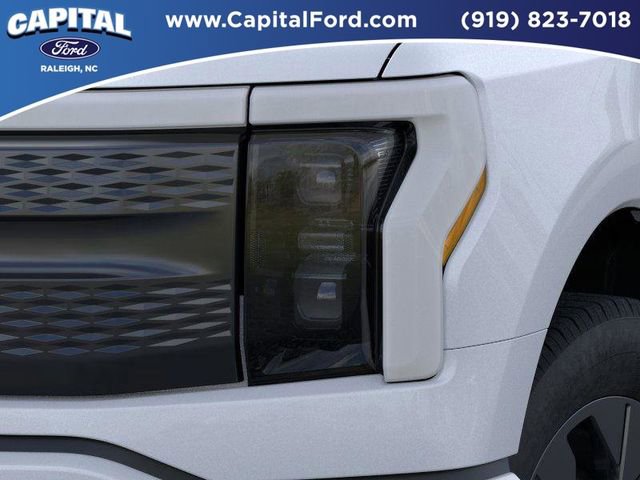 New 2025 Ford F150 Lightning Flash AWD/4WD image 18
