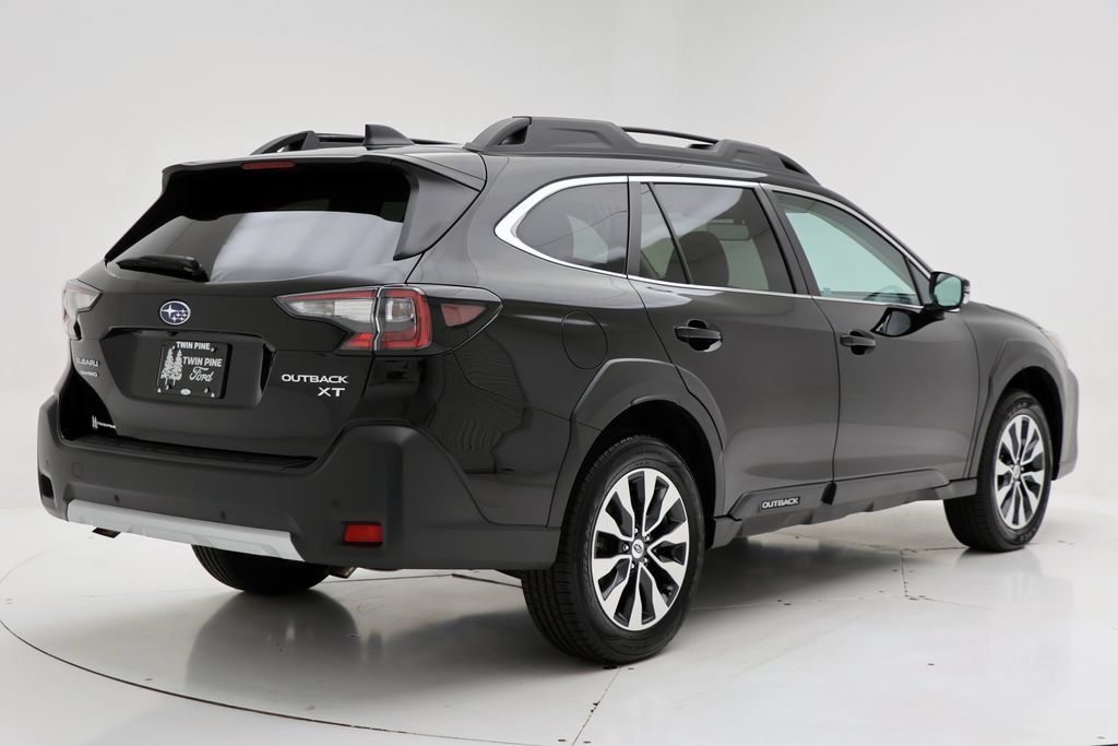 Used 2023 Subaru Outback Limited XT AWD/4WD image 8