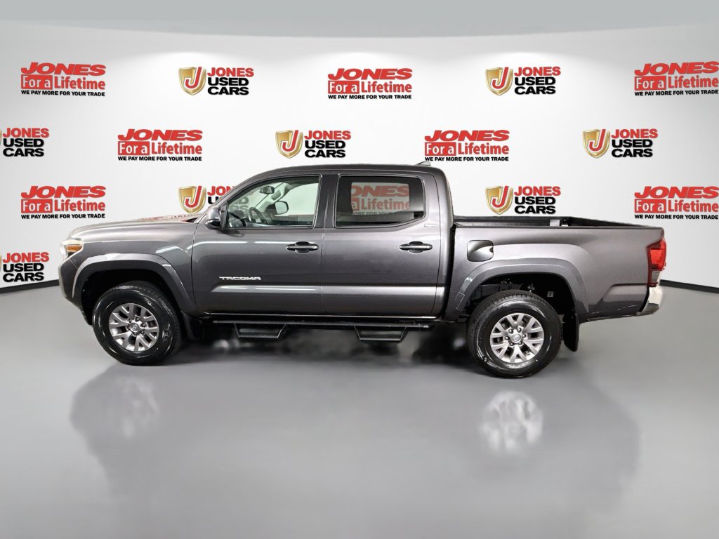Used 2019 Toyota Tacoma SR5 RWD image 12
