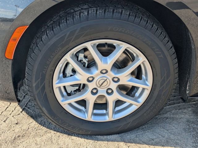 Used 2023 Chrysler Pacifica Touring-L image 13