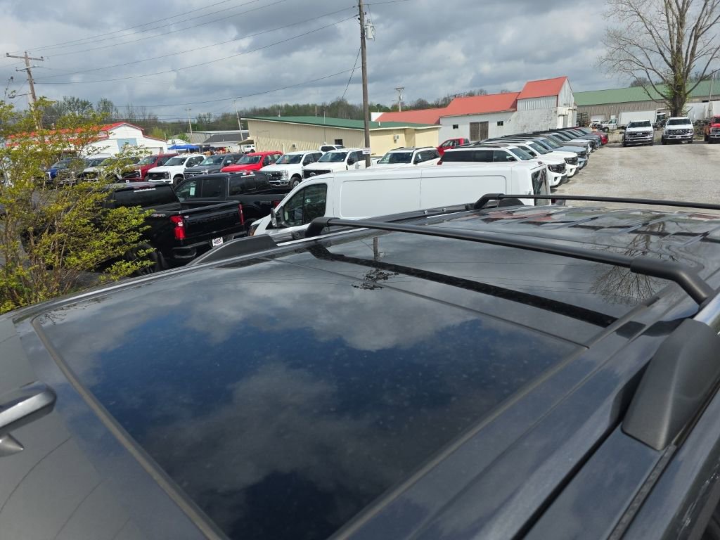 Used 2021 Ford Expedition Limited image 13