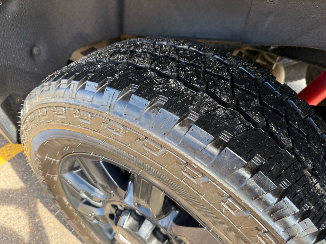 Used 2024 GMC Sierra 3500 AT4 image 35