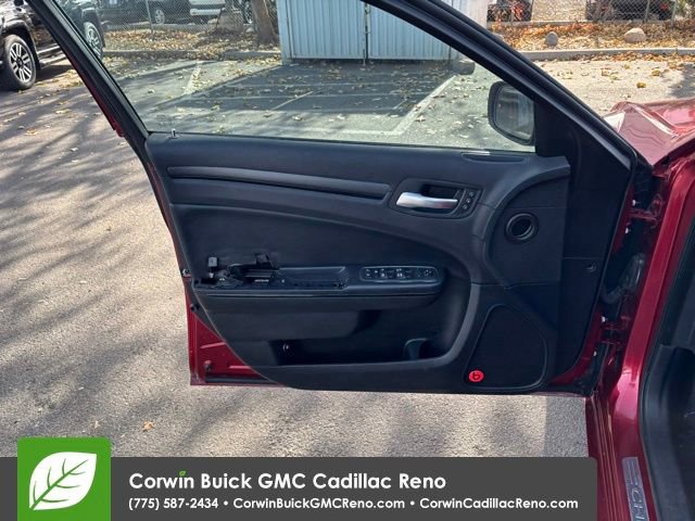 Used 2013 Chrysler 300 S w/ Luxury Group image 10