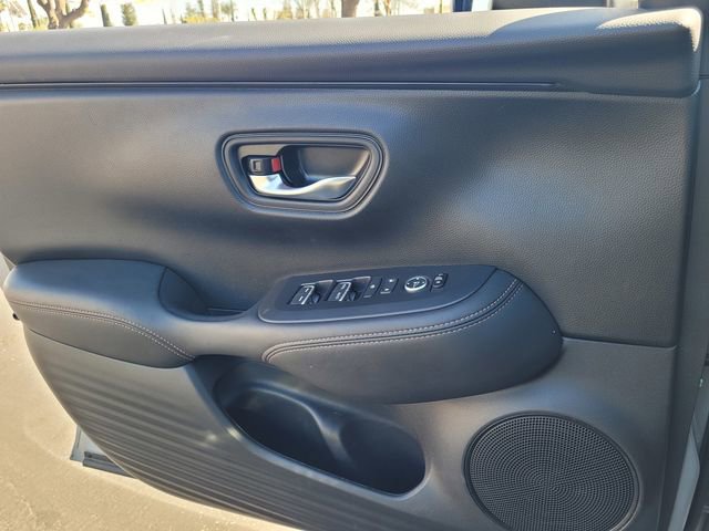 Used 2025 Honda HR-V Sport image 12