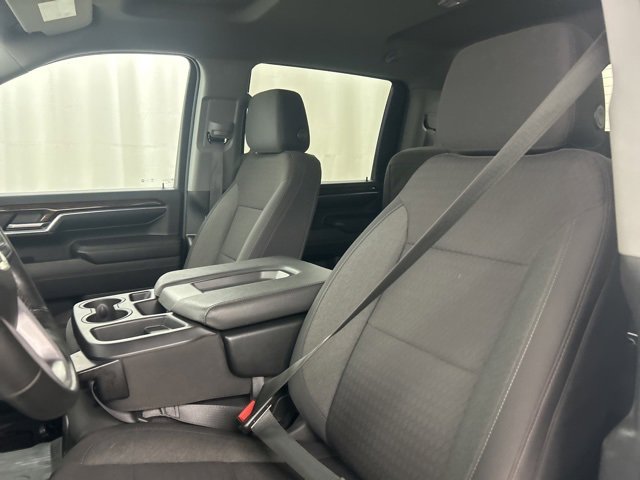 Used 2024 GMC Sierra 3500 SLE w/ SLE Value Package image 8