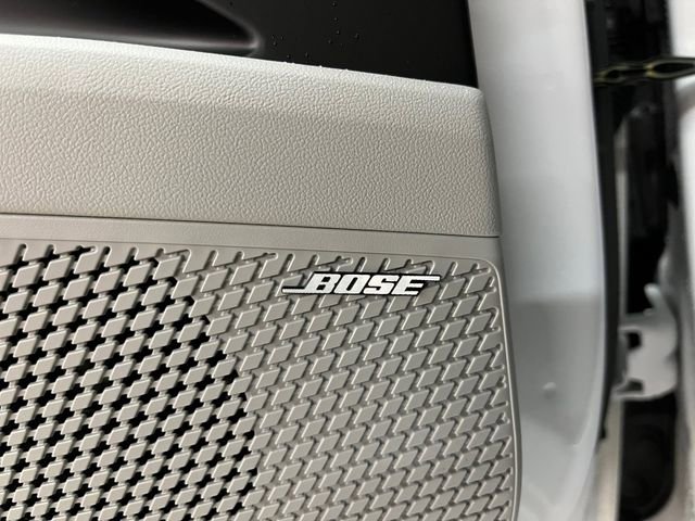 New 2026 Hyundai Elantra Limited image 17