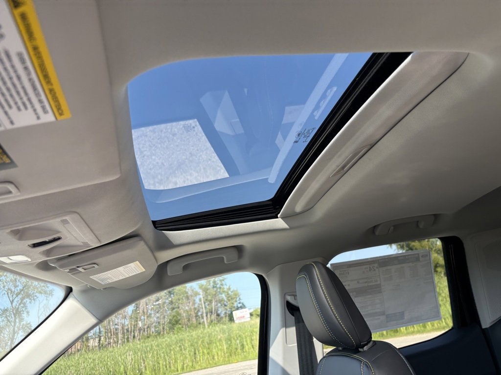 New 2025 Ford Maverick Lobo image 21