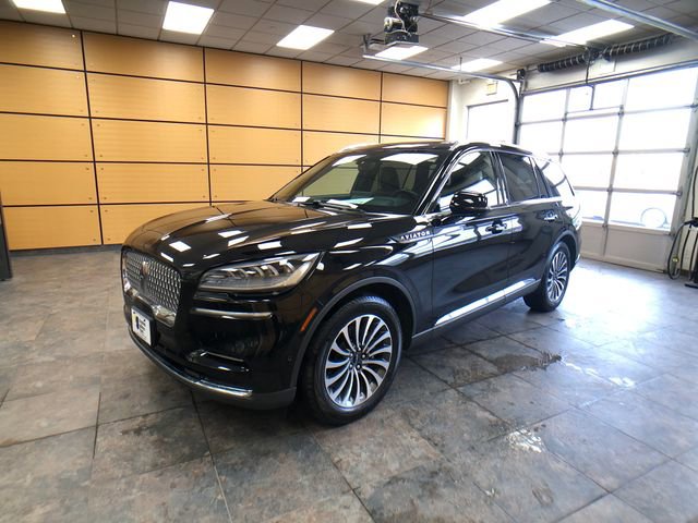 Used 2024 Lincoln Aviator Reserve RWD image 3