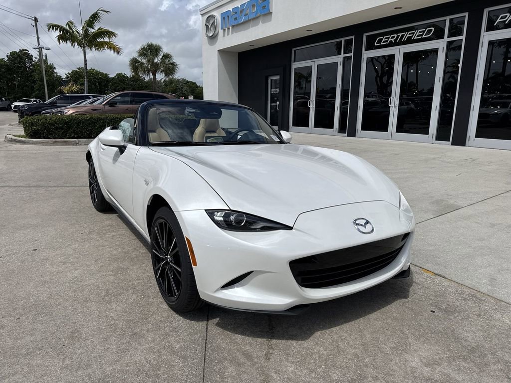 New 2026 MAZDA MX-5 Miata Grand Touring image 7