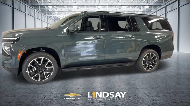 New 2026 Chevrolet Suburban RST w/ Comfort Package AWD/4WD image 6