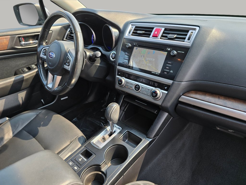 Used 2016 Subaru Outback 3.6R Limited AWD/4WD image 31