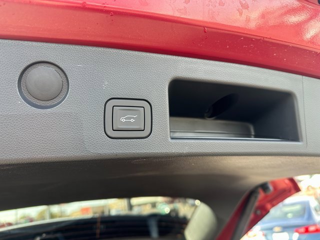 New 2026 GMC Terrain AT4 w/ Convenience Package III image 15