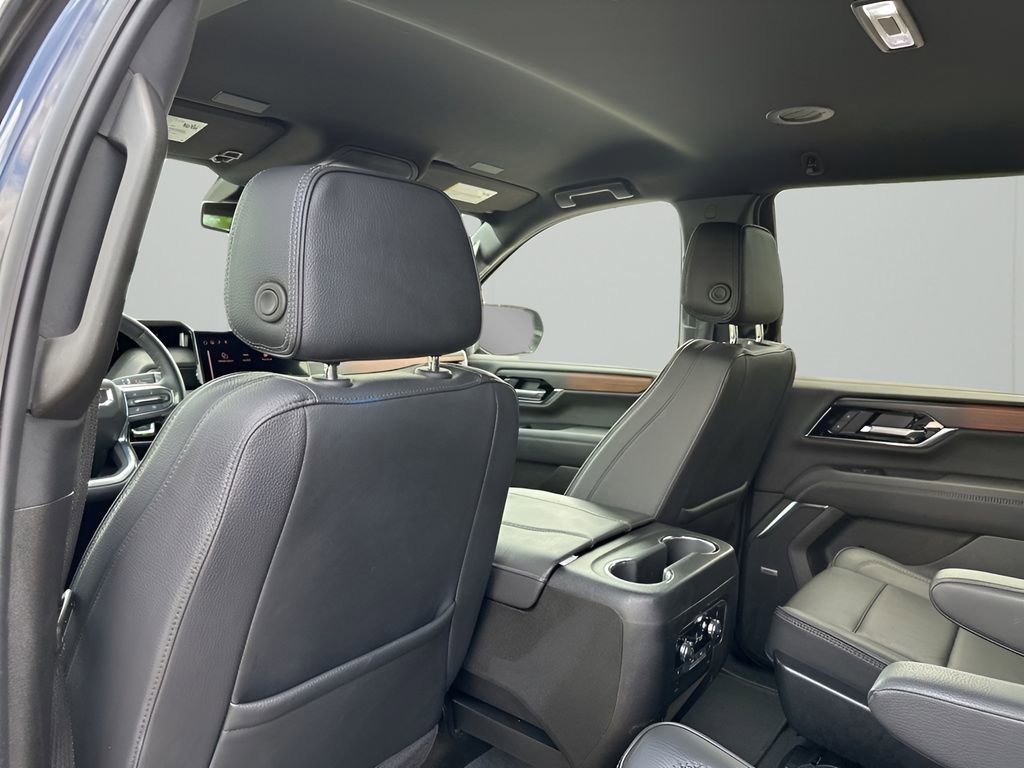 Certified 2025 GMC Yukon Denali AWD/4WD image 19