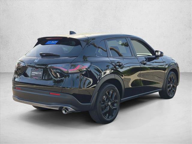 Used 2025 Honda HR-V Sport image 5